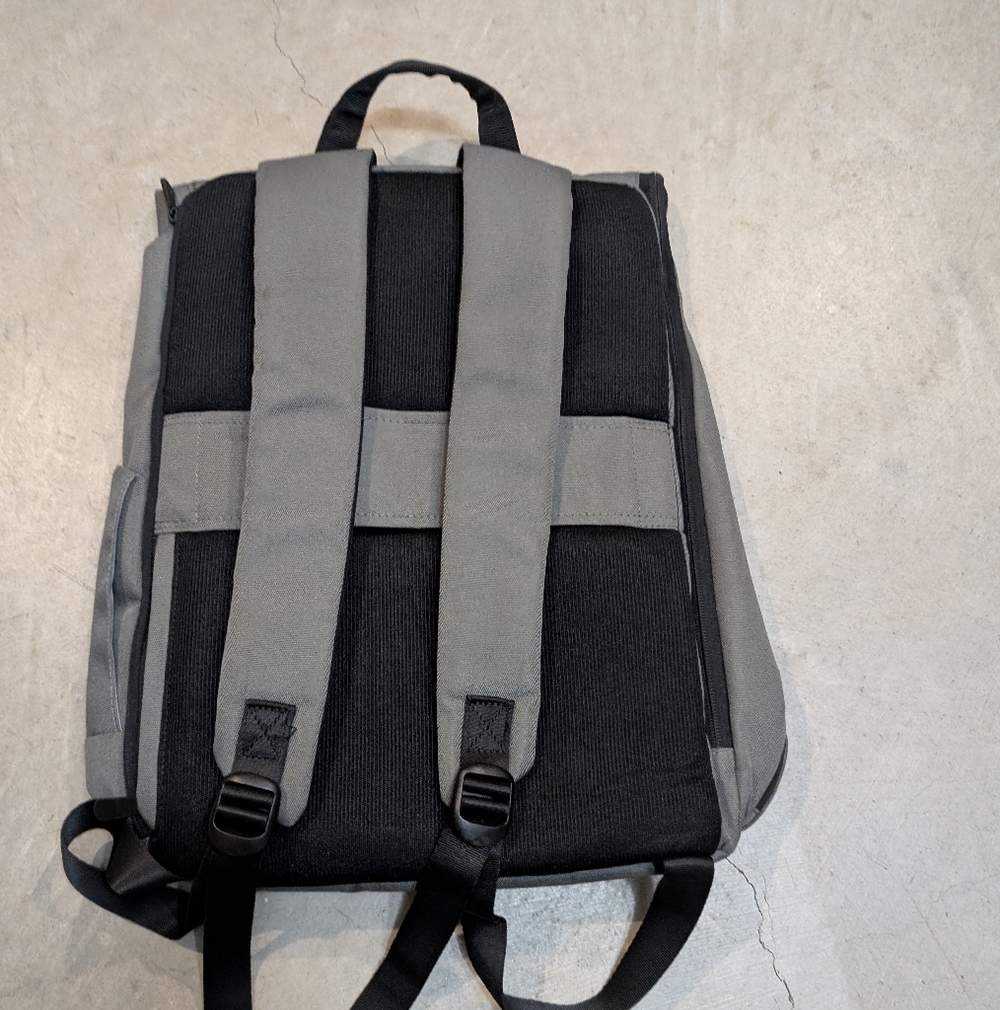 Oneplus Explorer Backpack Gray - image 4